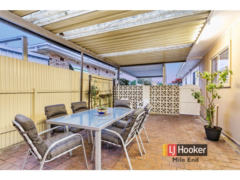 23 Weroona Avenue, Park Holme SA 5043