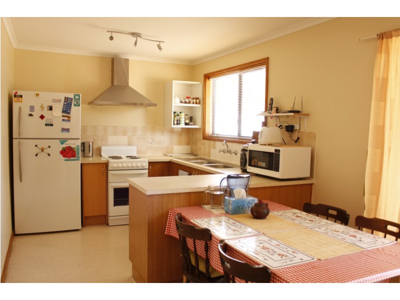 5 Wattle Court, Aberfoyle Park SA 5159