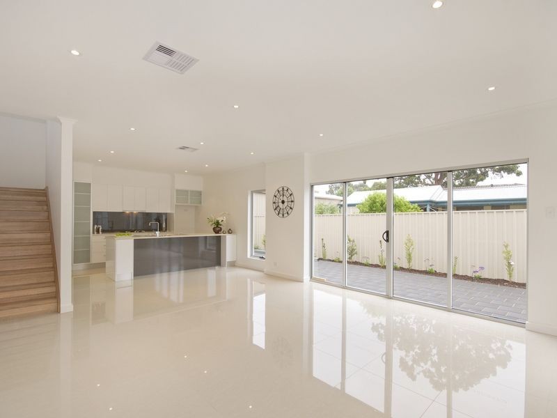 15B Mary Cr, Newton SA 5074