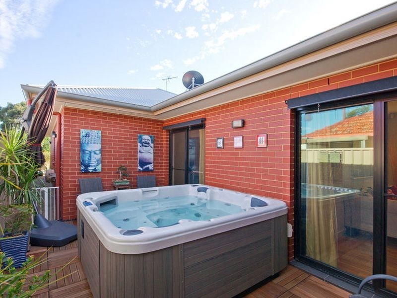 9A Davies Avenue, Tranmere SA 5073