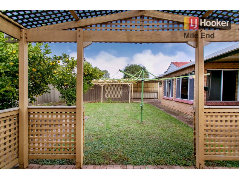 2 Parukala Street, Flinders Park SA 5025