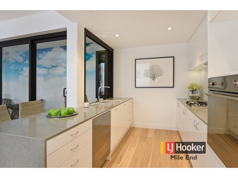 605/18-20 Surflen Street, Adelaide SA 5000