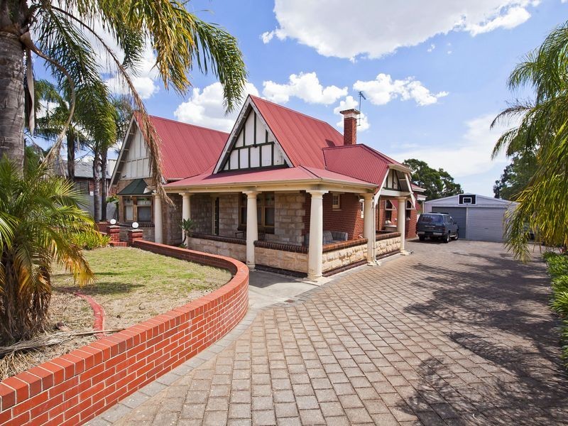 4 Russell Road, Athelstone SA 5076