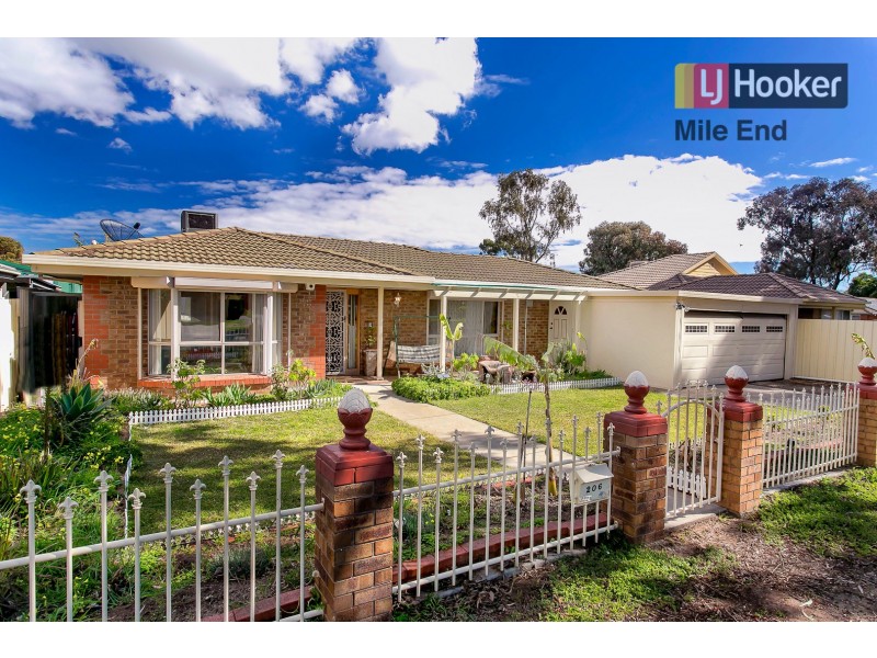 206 Burton Road, Paralowie SA 5108