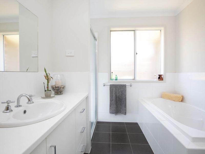 17 Maldon Avenue, Mitchell Park SA 5043