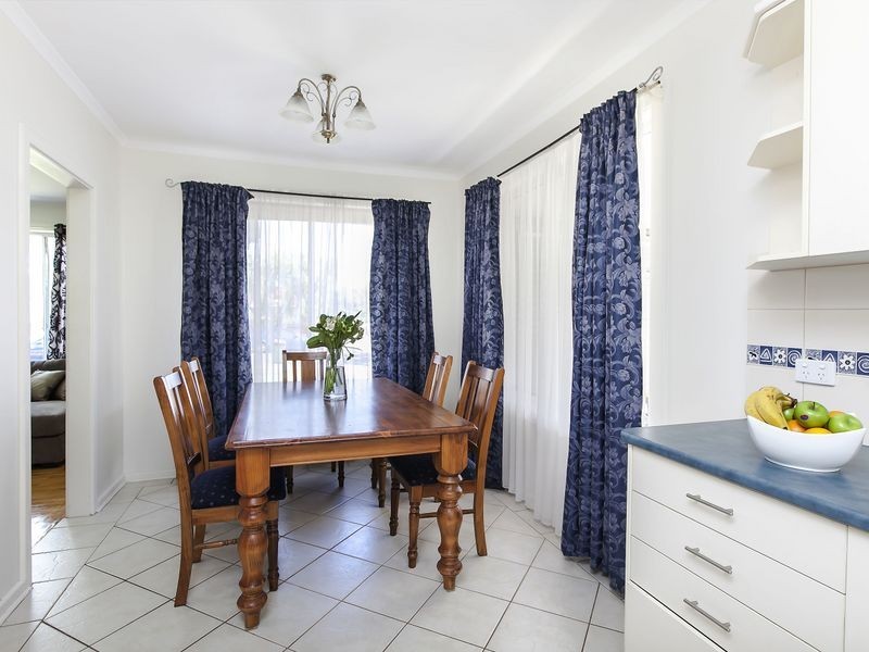 4 Brian Way, Valley View SA 5093