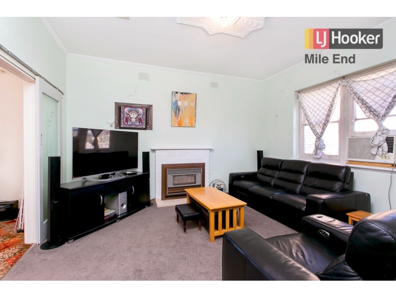 31 Nilpena Avenue, Park Holme SA 5043