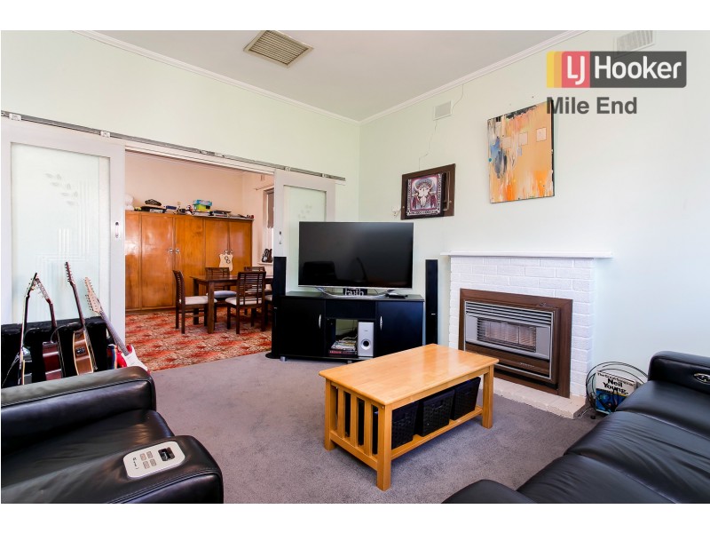 31 Nilpena Avenue, Park Holme SA 5043
