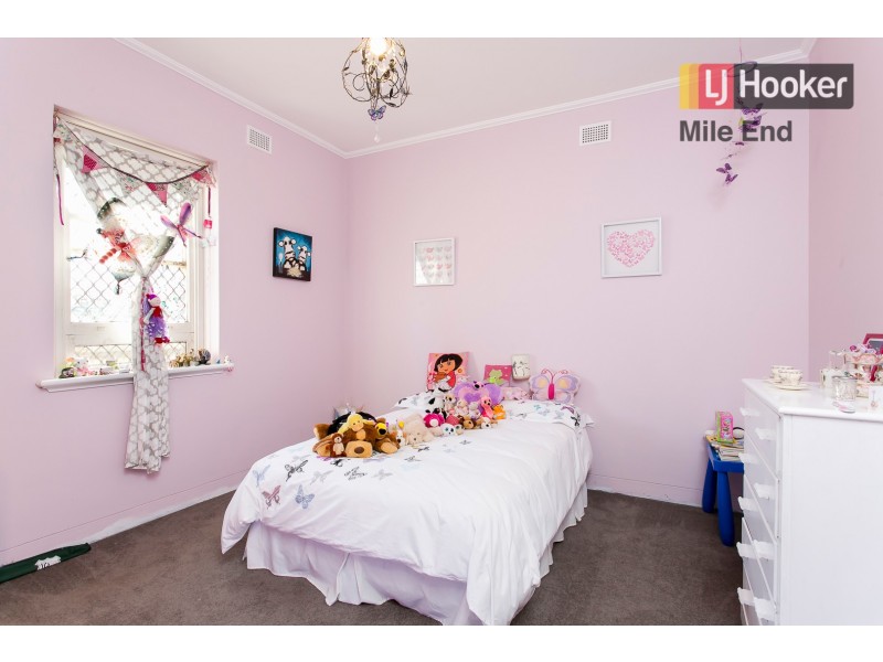 31 Nilpena Avenue, Park Holme SA 5043