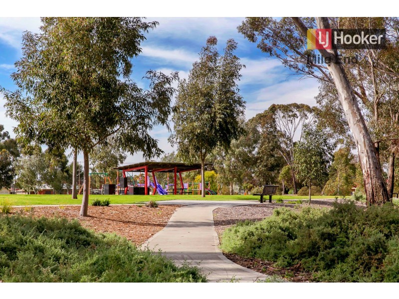 41 Fleming Crescent, Mansfield Park SA 5012