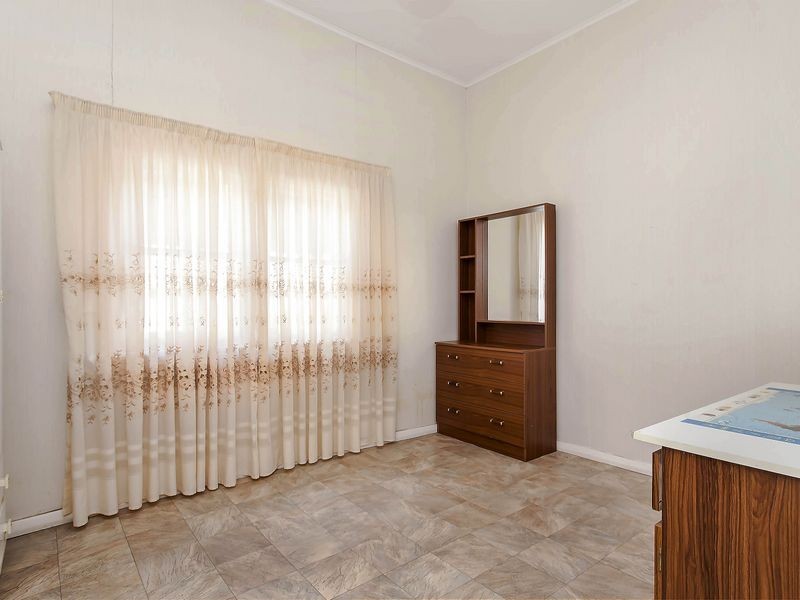 34 Bucknall Road, Glanville SA 5015