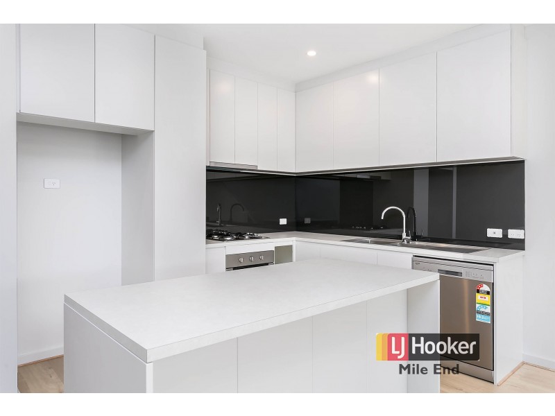 35 Banksia Street, West Lakes SA 5021