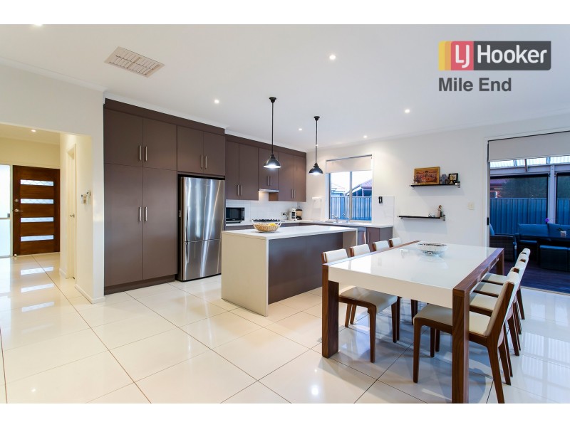 25 Mossman Street, Mawson Lakes SA 5095