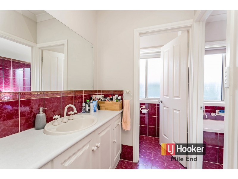 22 Bowman Street, Walkley Heights SA 5098