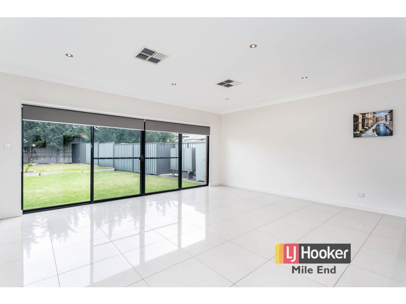 12 Lomond Road, Klemzig SA 5087