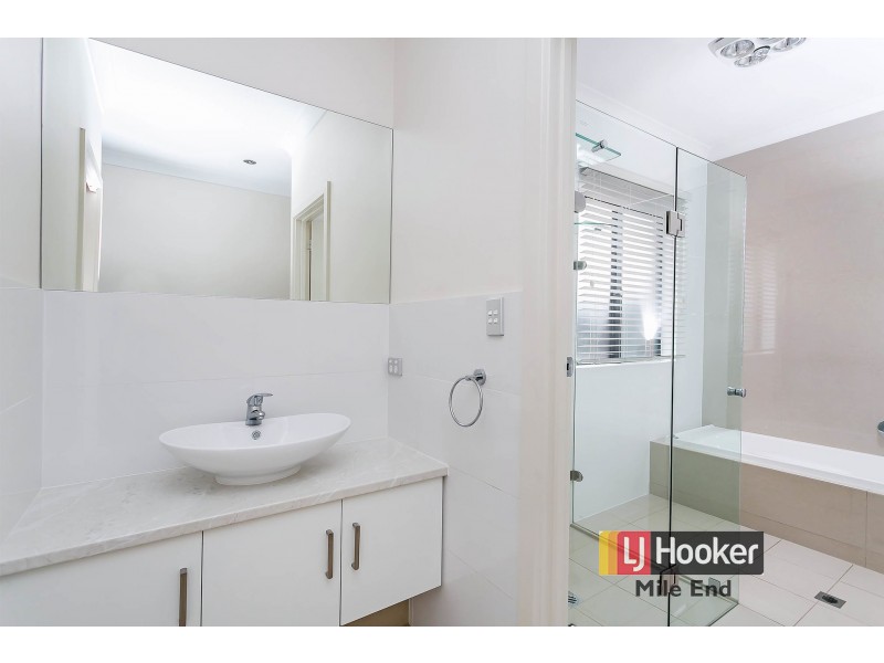 12 Lomond Road, Klemzig SA 5087