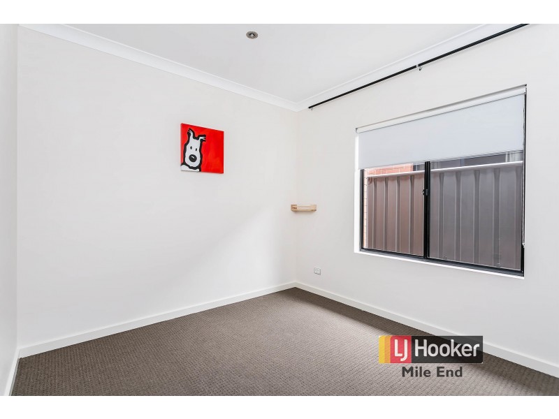 12 Lomond Road, Klemzig SA 5087