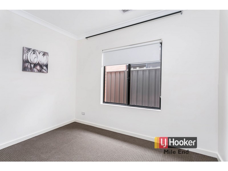 12 Lomond Road, Klemzig SA 5087