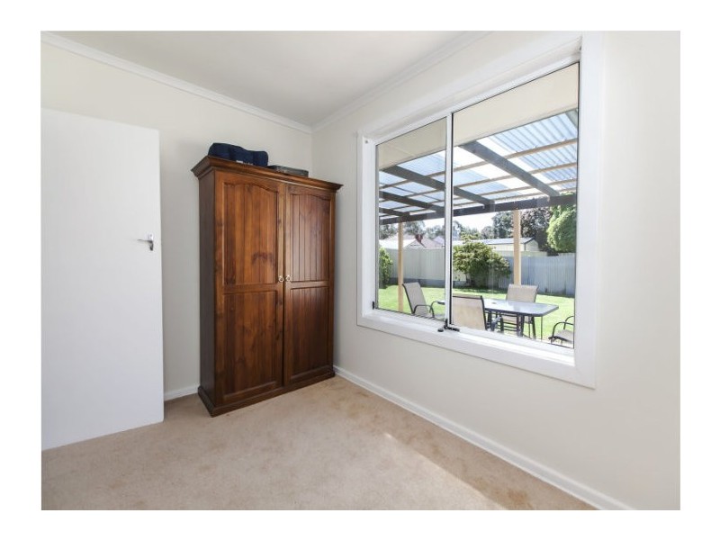 4 Brian Way, Valley View SA 5093