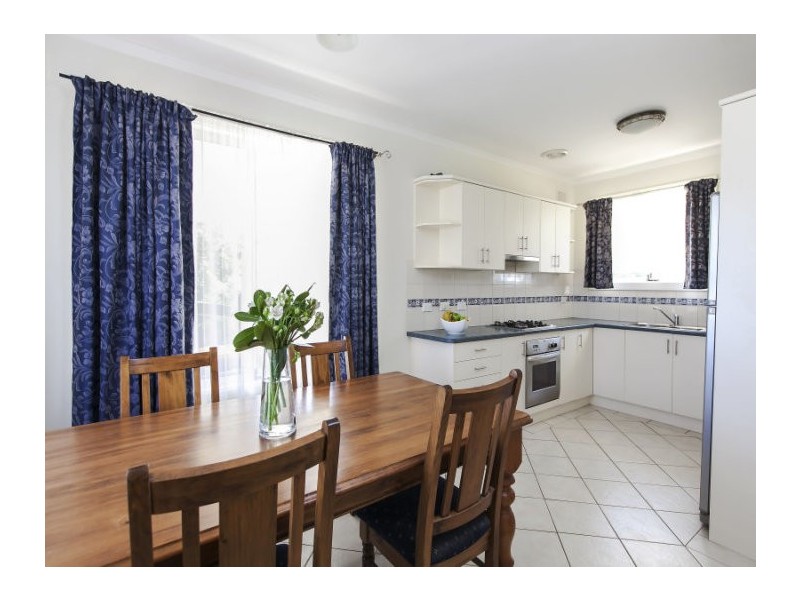 4 Brian Way, Valley View SA 5093