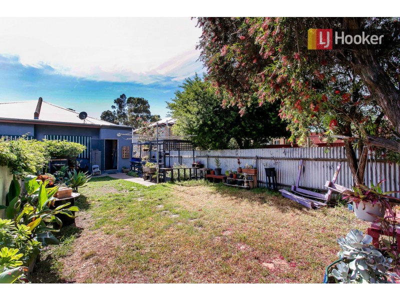 11 & 11a Neville Road, Thebarton SA 5031
