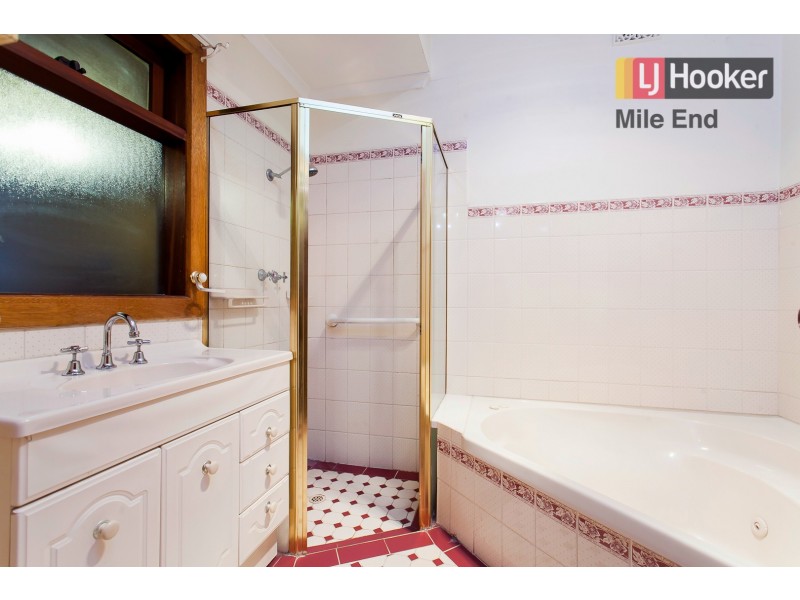 26 Weroona Avenue, Park Holme SA 5043