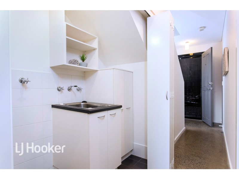 14 Sparman Close, Adelaide SA 5000