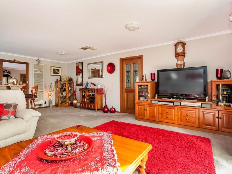 38 Bracken Place, Golden Grove SA 5125