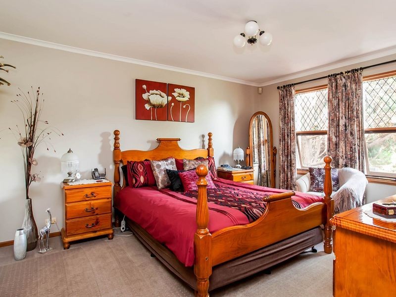 38 Bracken Place, Golden Grove SA 5125