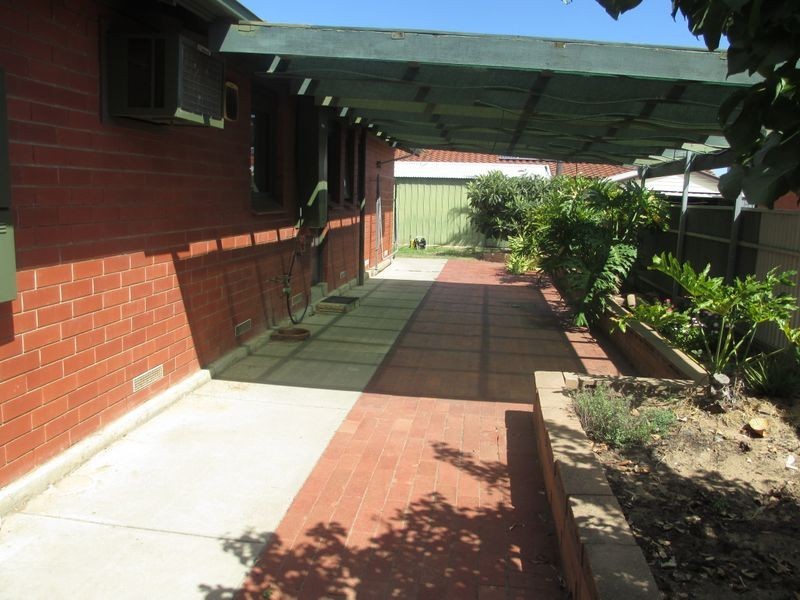 1 Dora Avenue, Seaton SA 5023