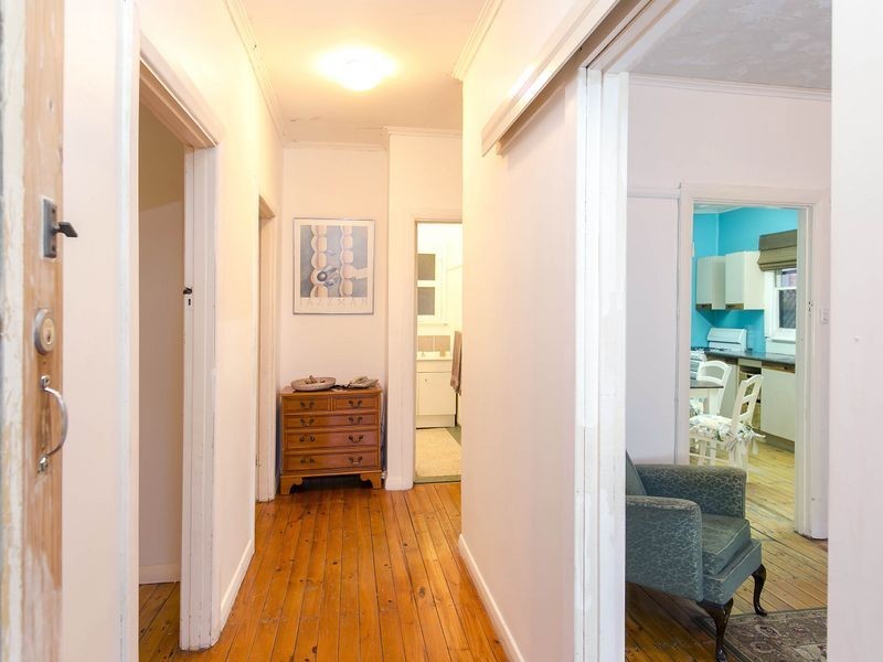 10 Bucknall Road, Glanville SA 5015