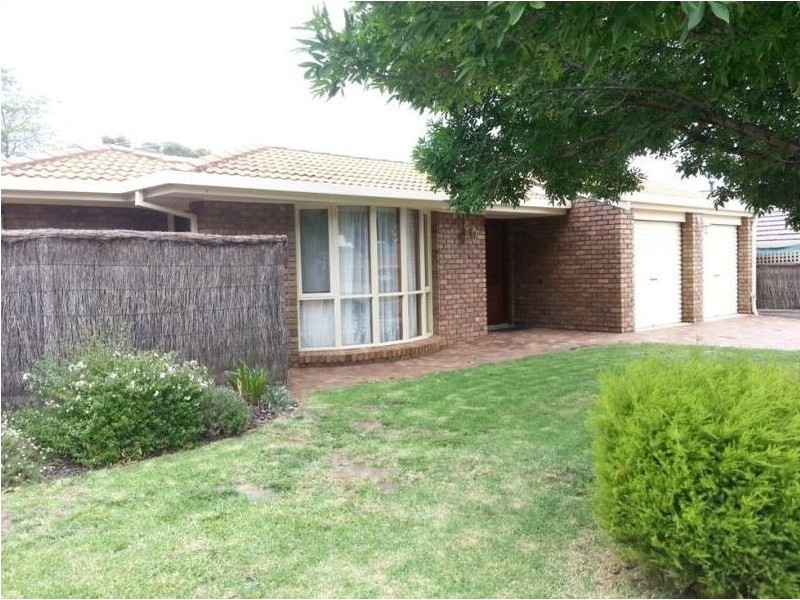 17 Frontignac Court, Wynn Vale SA 5127