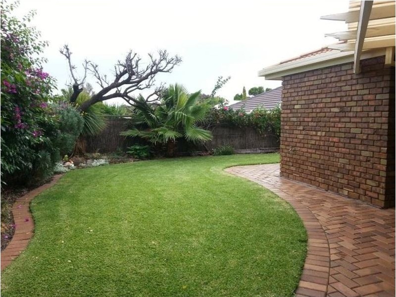 17 Frontignac Court, Wynn Vale SA 5127