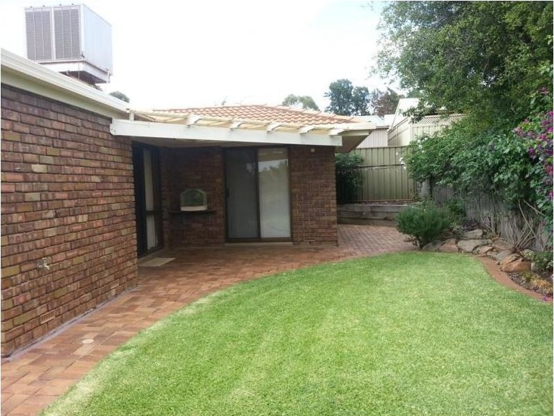 17 Frontignac Court, Wynn Vale SA 5127