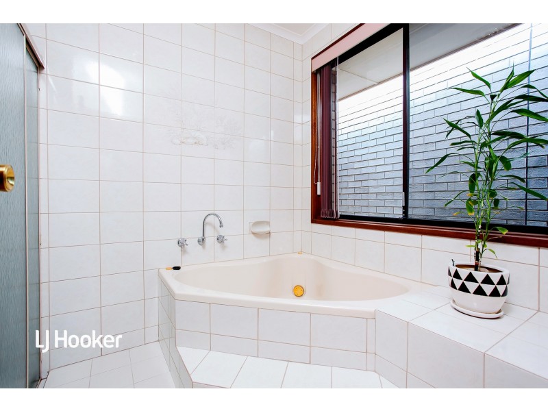 109a Trimmer Parade, Seaton SA 5023