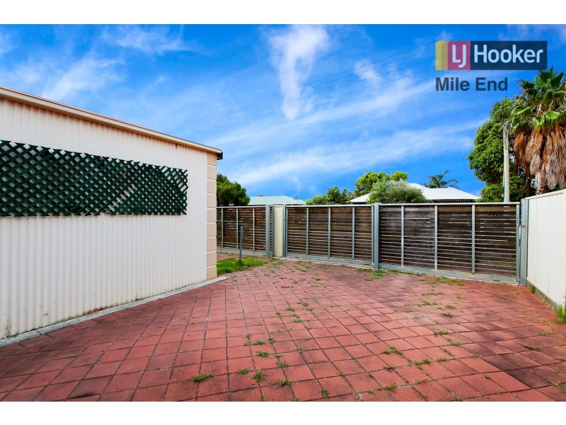 26 Weroona Avenue, Park Holme SA 5043