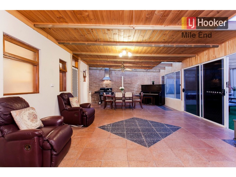 26 Weroona Avenue, Park Holme SA 5043