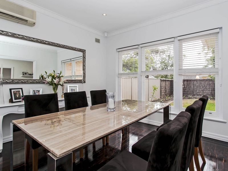 11 Surrey Crescent, Lower Mitcham SA 5062