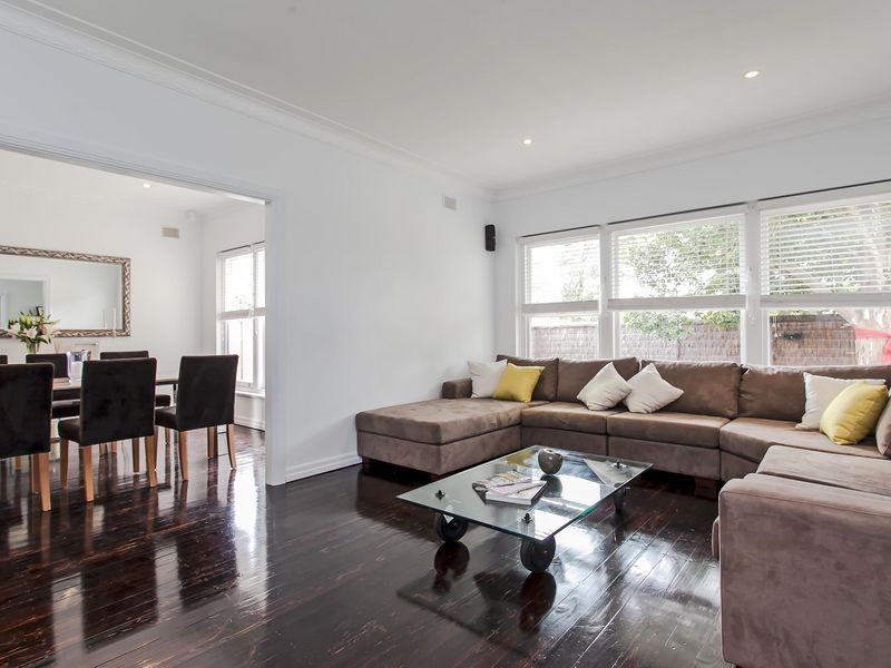 11 Surrey Crescent, Lower Mitcham SA 5062