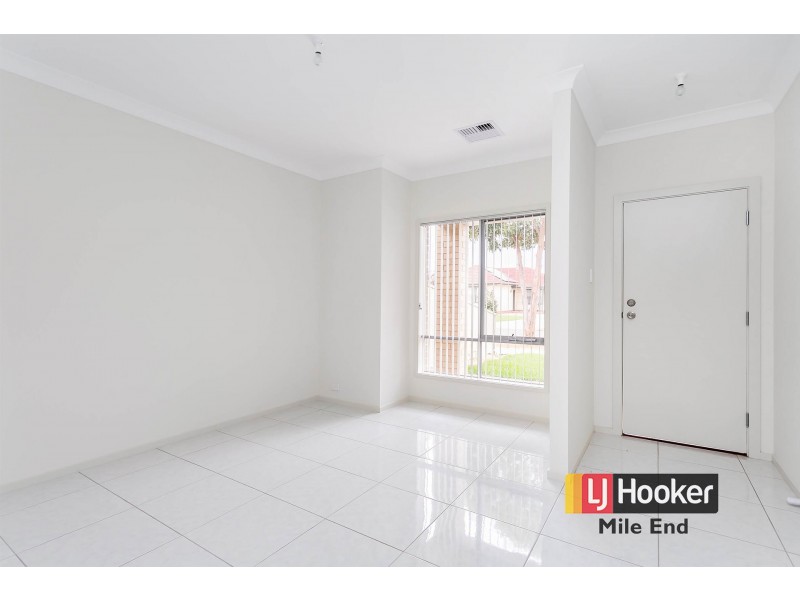 7A Burton Avenue, Park Holme SA 5043