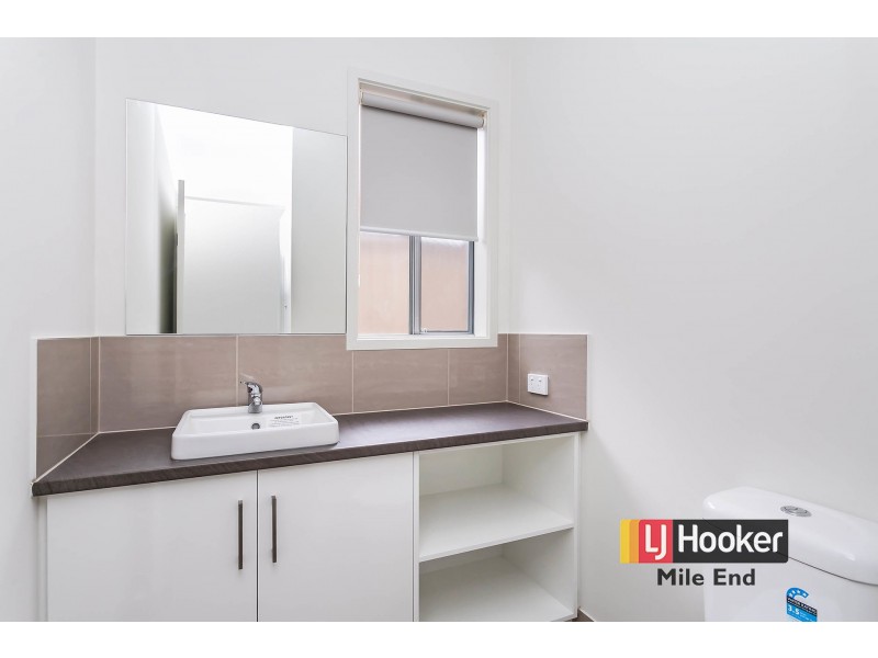 7A Burton Avenue, Park Holme SA 5043