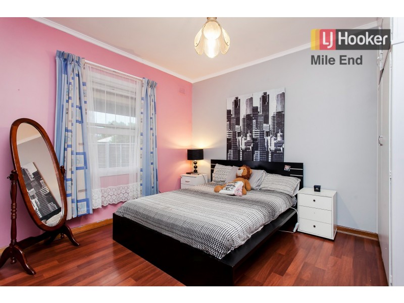 26 Weroona Avenue, Park Holme SA 5043