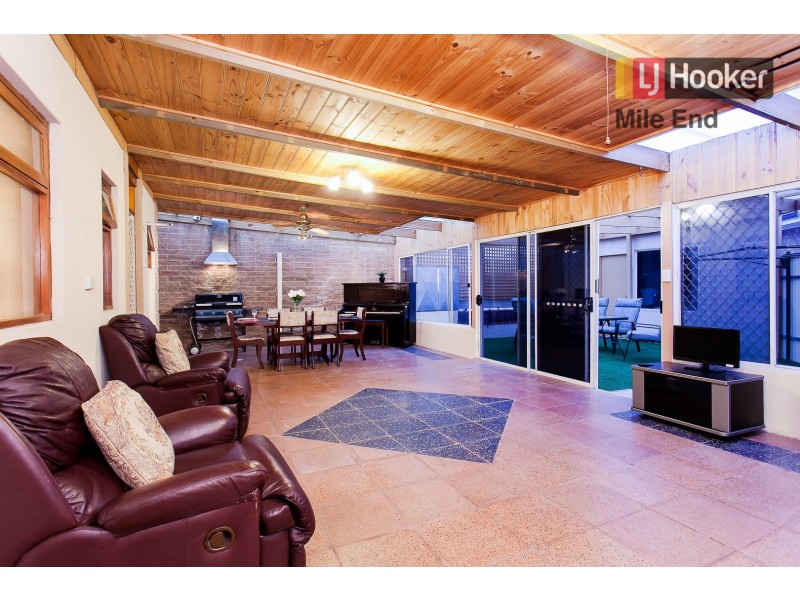 26 Weroona Avenue, Park Holme SA 5043