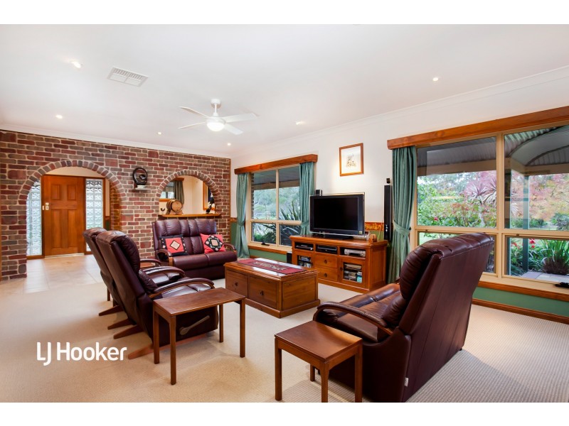 12 Basham Road, Victor Harbor SA 5211