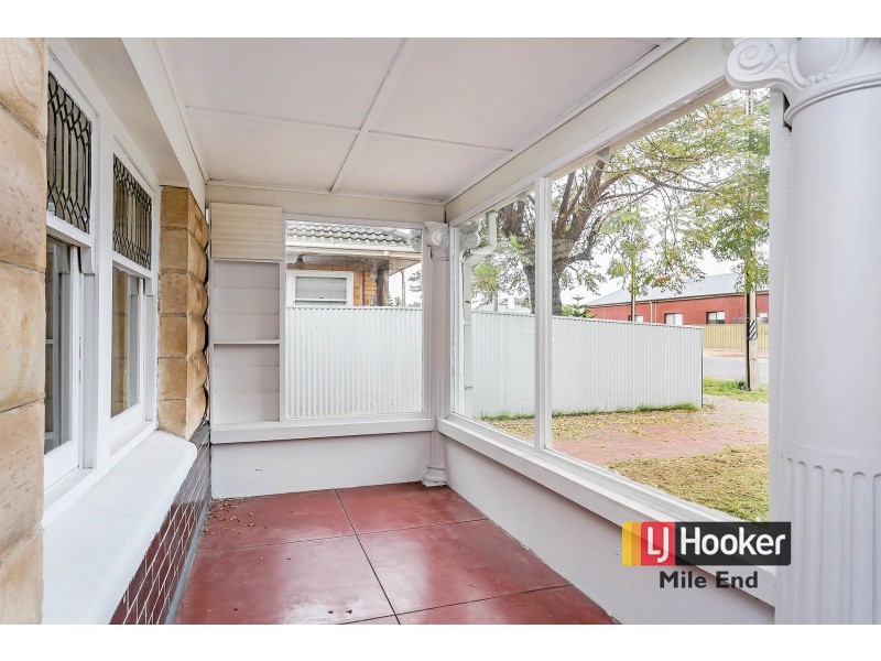22 Old Tapleys Hill Road, Glenelg North SA 5045