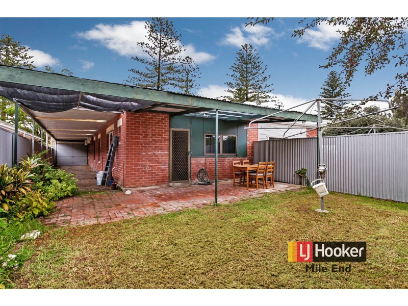 22 Old Tapleys Hill Road, Glenelg North SA 5045