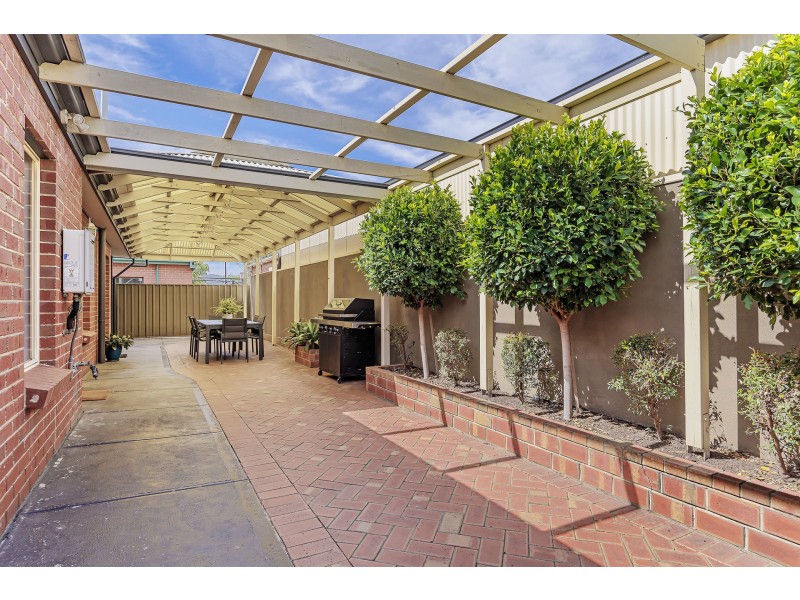 11 Mallen Street, Hilton SA 5033