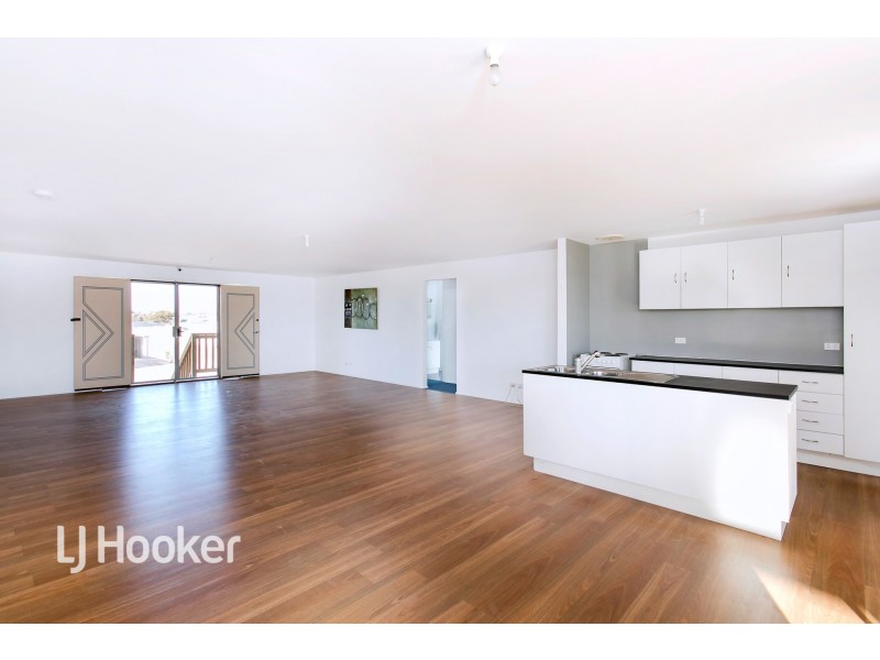 37 Gill Street, Moonta Bay SA 5558