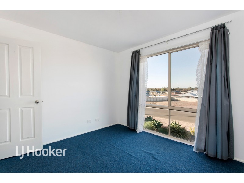 37 Gill Street, Moonta Bay SA 5558