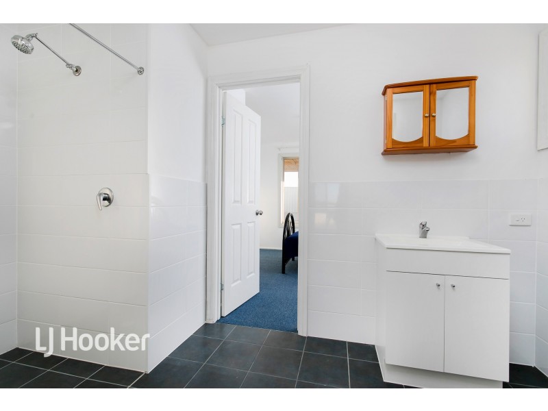 37 Gill Street, Moonta Bay SA 5558